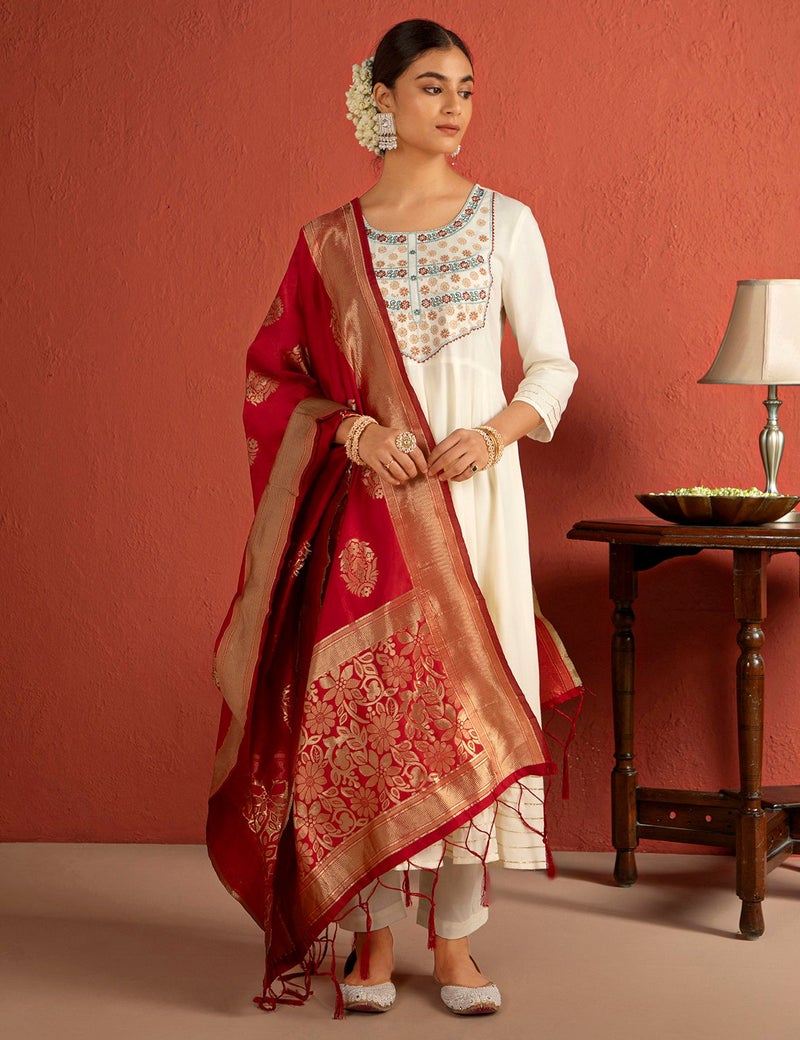 كاري طقم كورتا نسائي – ملابس مريحة يومية - Image 4